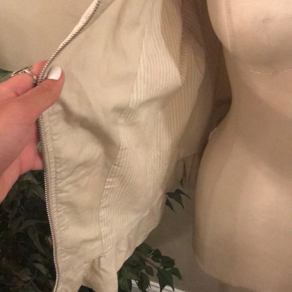 Beige jacket - Picture 3 of 4